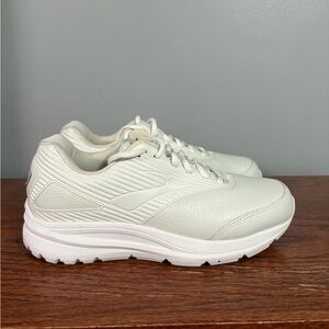 Brooks Addiction Walker 2 Women’s Size 8.5 White Leather Walking Shoes